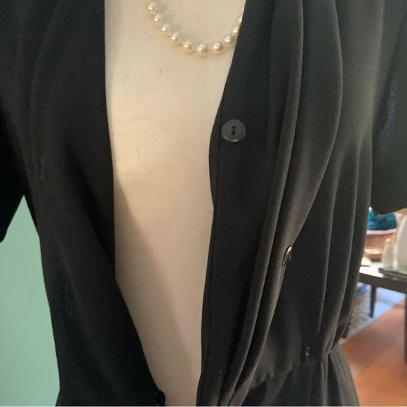 LIZ CLAIBORNE VINTAGE BLACK DRESS | 44” LENGTH | STUNNING  CONDITION | PETITE 6 - Picture 8 of 16